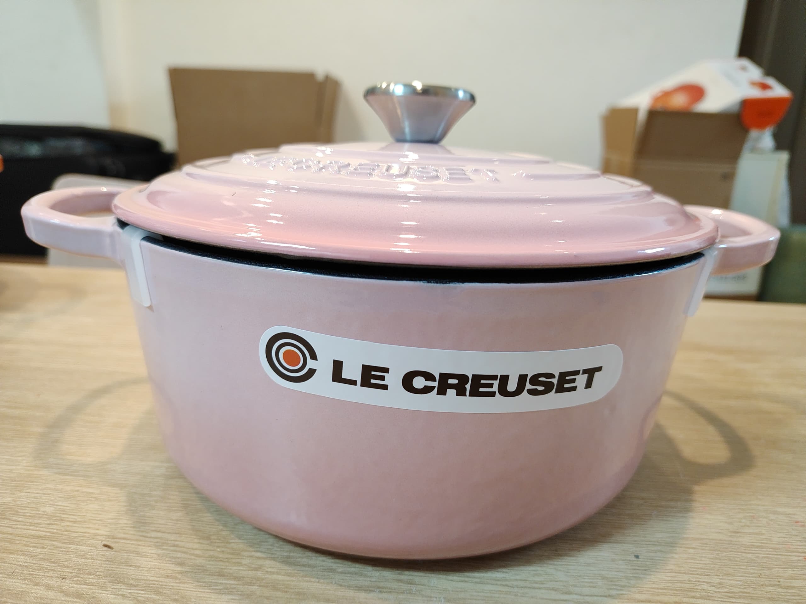cast iron pots 24cm