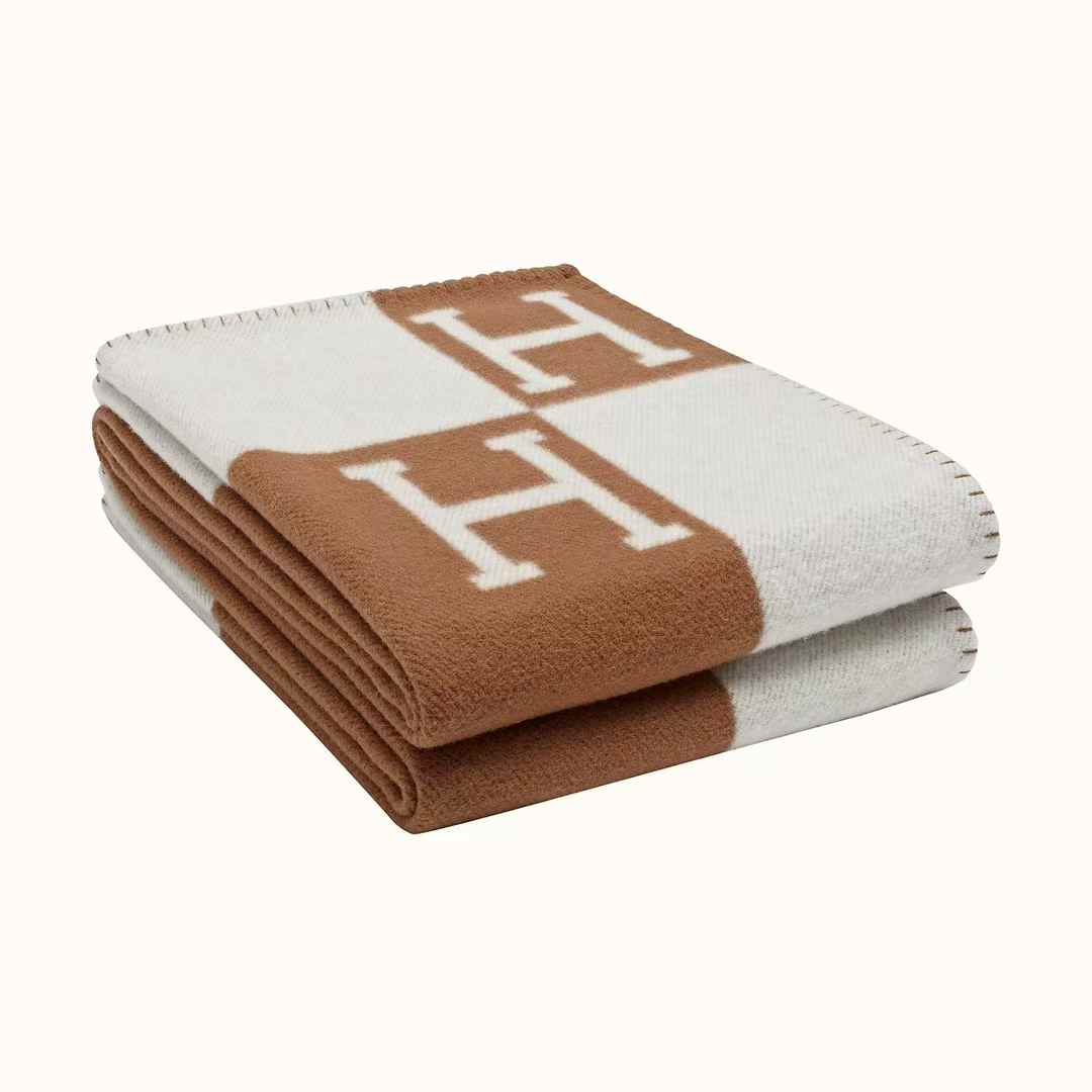 Blanket throw