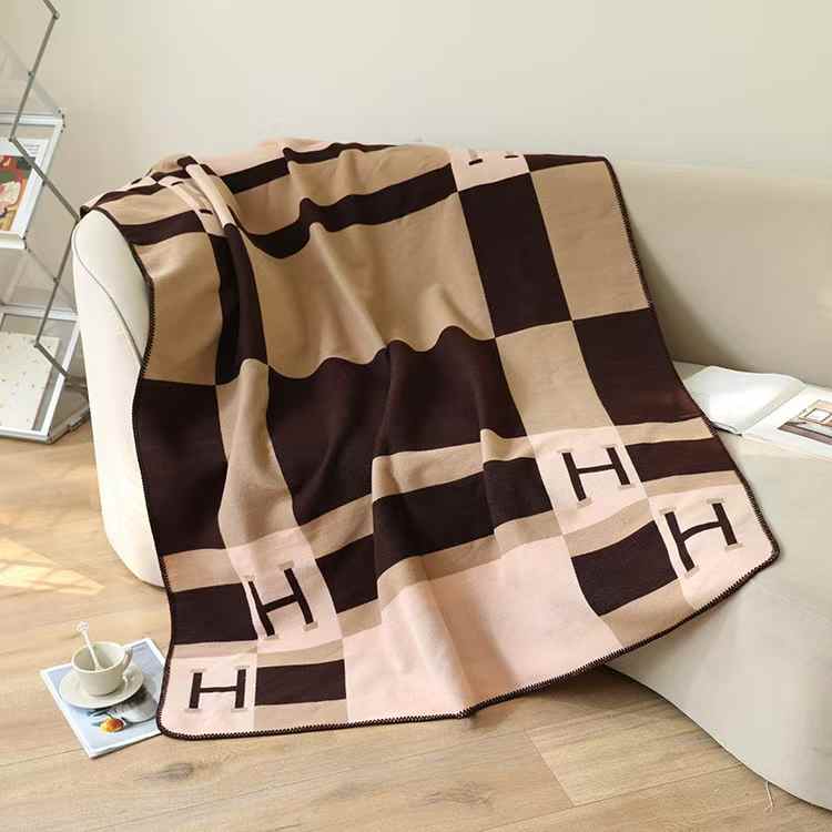 Blanket throw