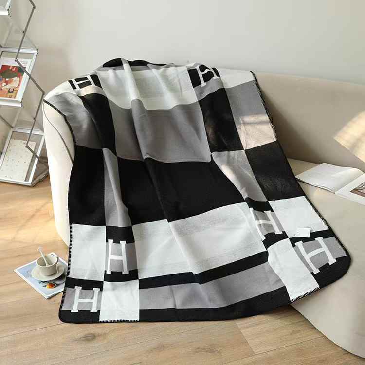 Blanket throw