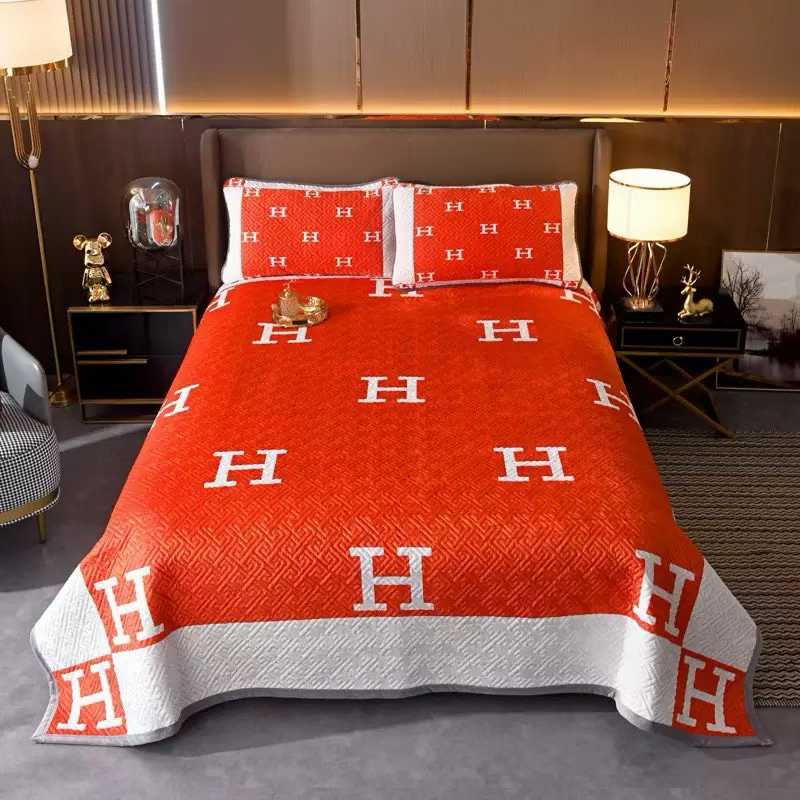 Three piece bedding