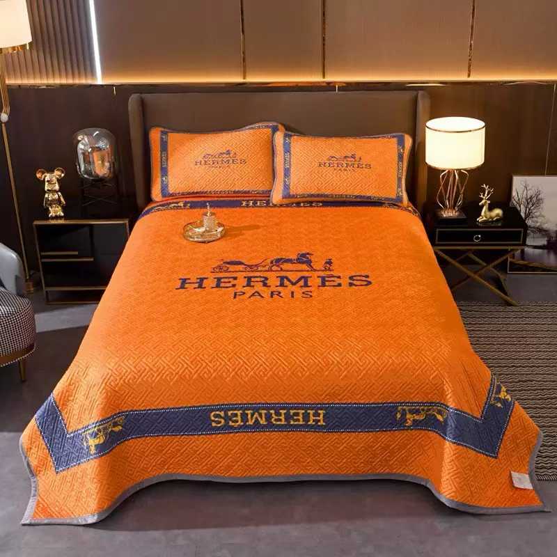 Three piece bedding